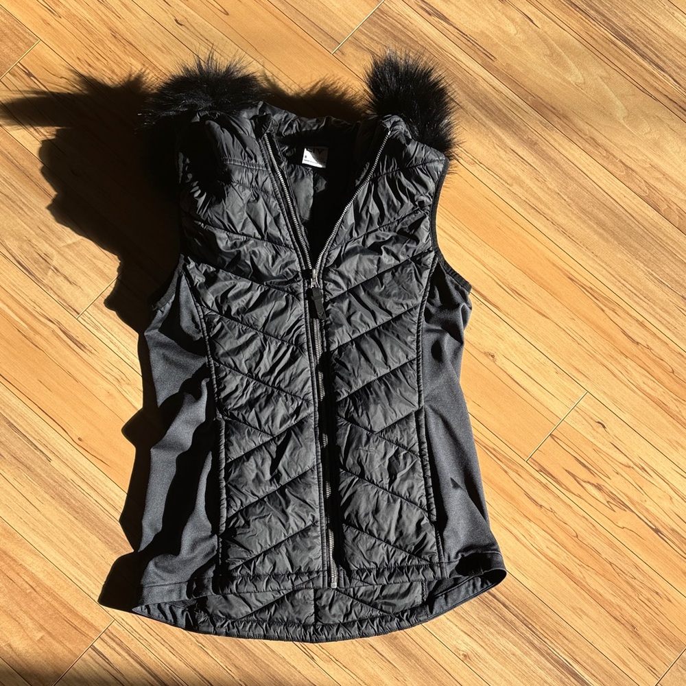LIV Black Puffer Vest with Fur Trim - size S